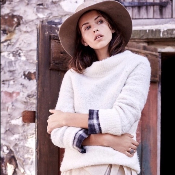 Anthropologie Moth- Cream Wool Blend Mock Neck Pullover- Size M - Picture 2 of 6